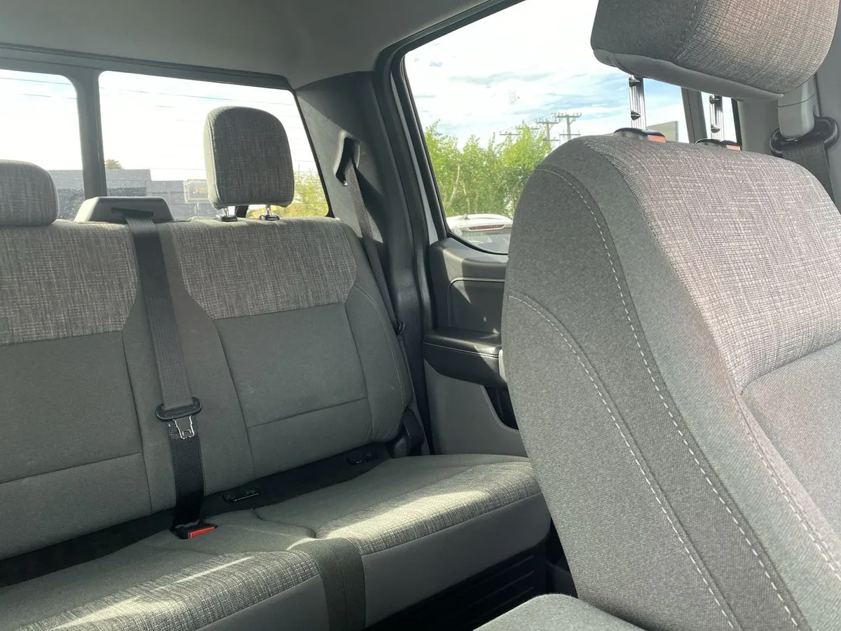 Ford F-150 5.0 Xlt Cc Dob. Cab. 4x4 At 4p año 2024