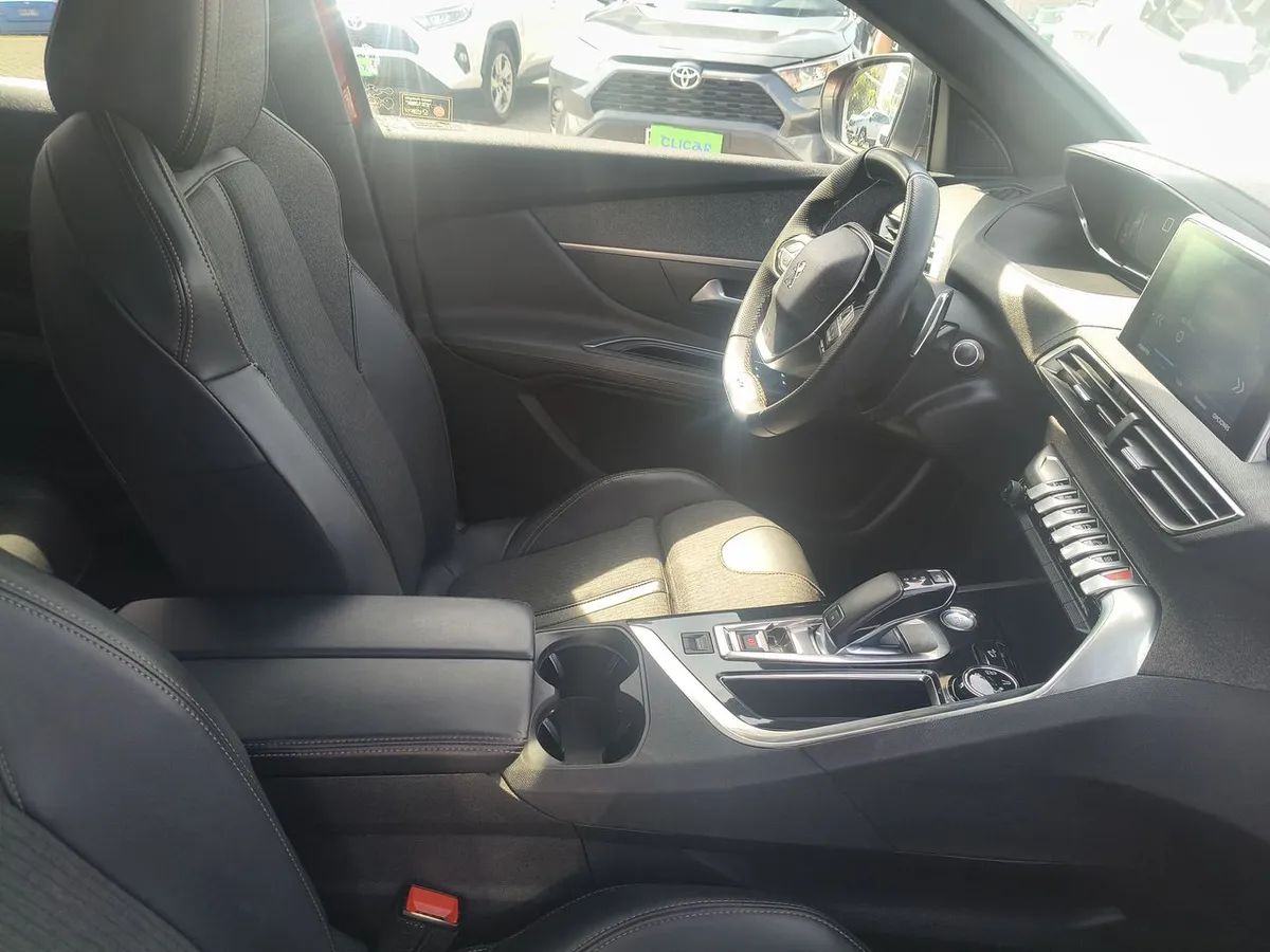 Peugeot 3008 1.5 Gt-Line Bluehdi 4x2 130 Eat8 5p año 2020