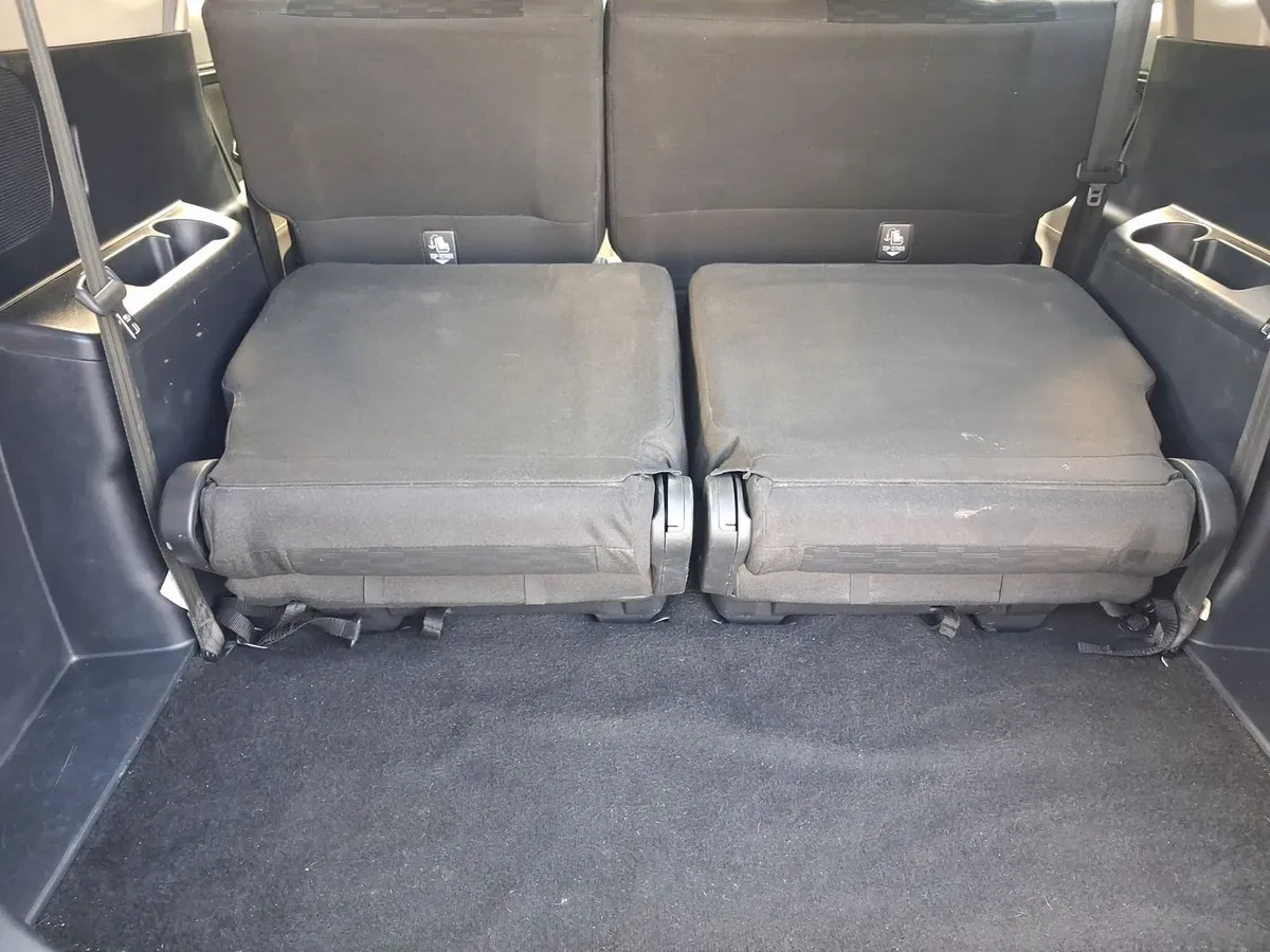 Toyota Rush 1.5 Xli 4x2 Mt 5p año 2022