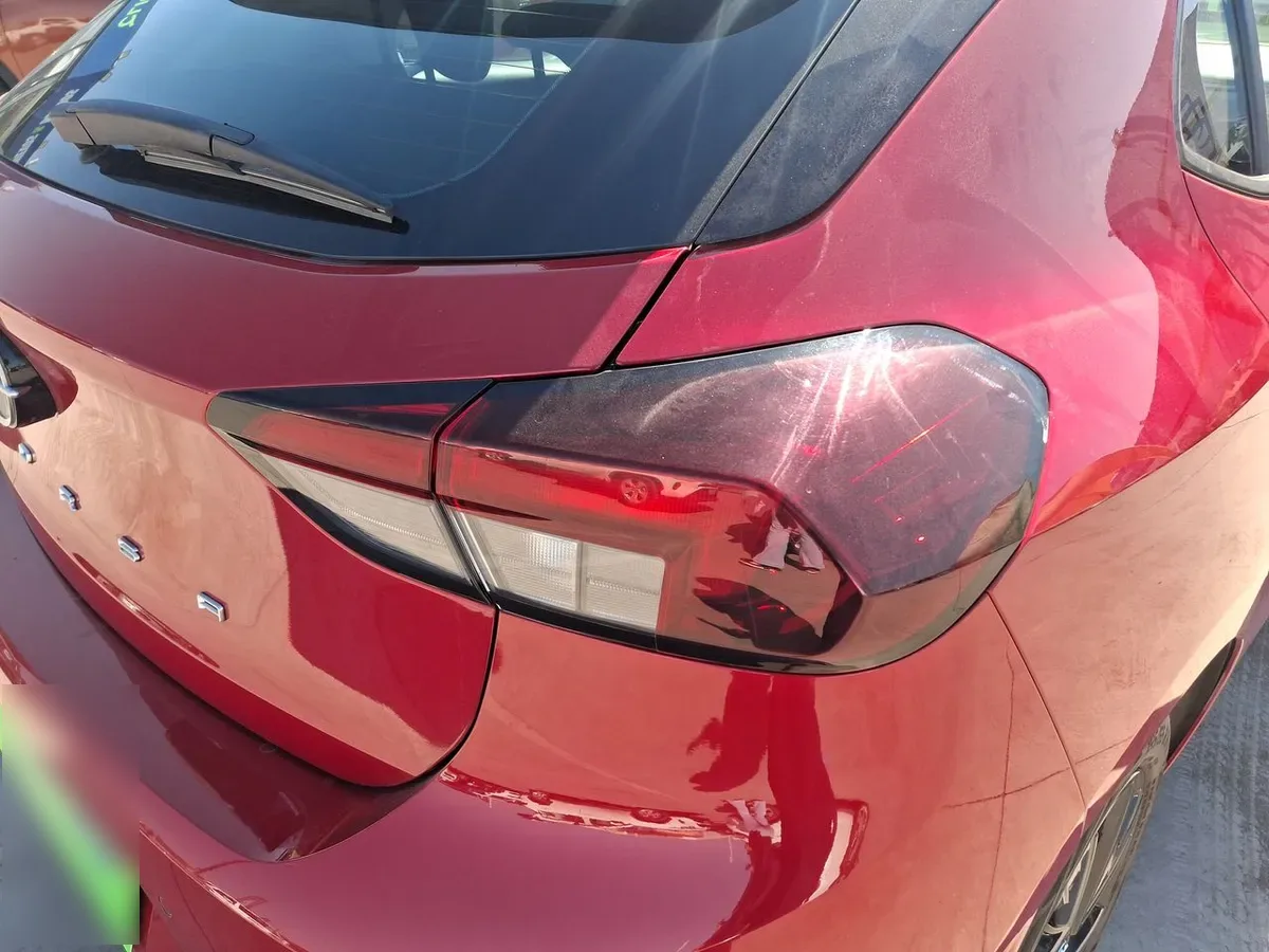 Opel Corsa 1.2t Edition 100hp 4x2 At8 5p año 2024
