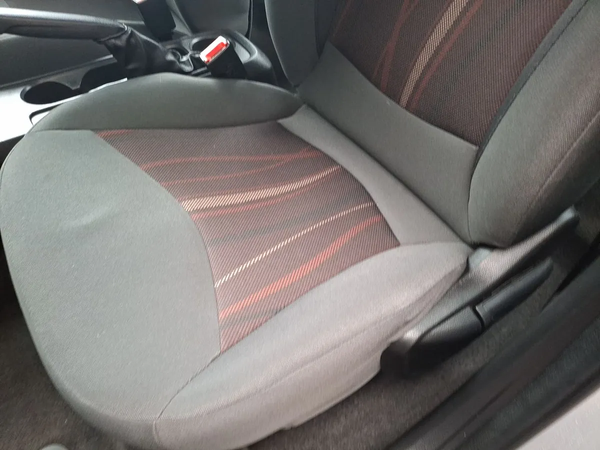 Chevrolet Sail 1.5 Ls 4x2 Mt 4p año 2021