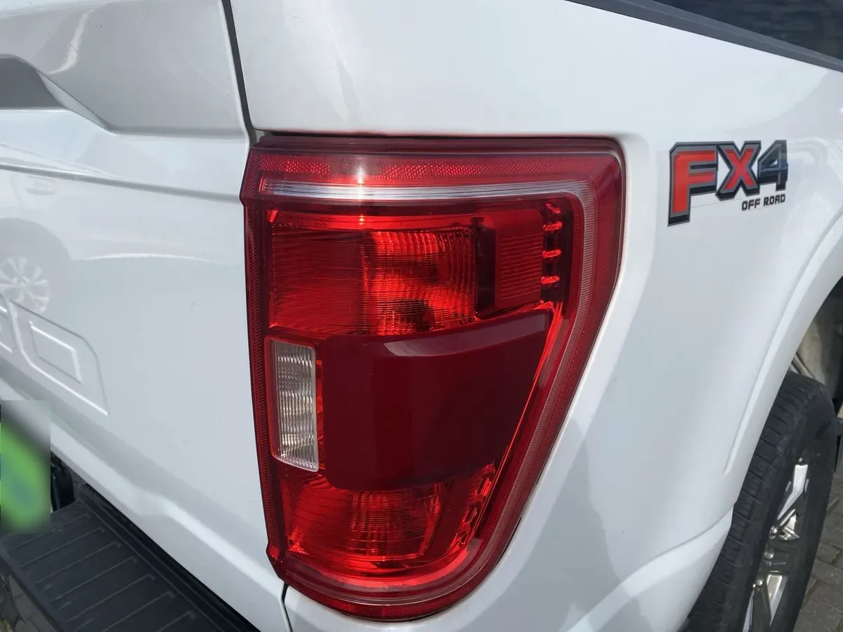 Ford F-150 5.0 Xlt Cc Dob. Cab. 4x4 At 4p año 2024