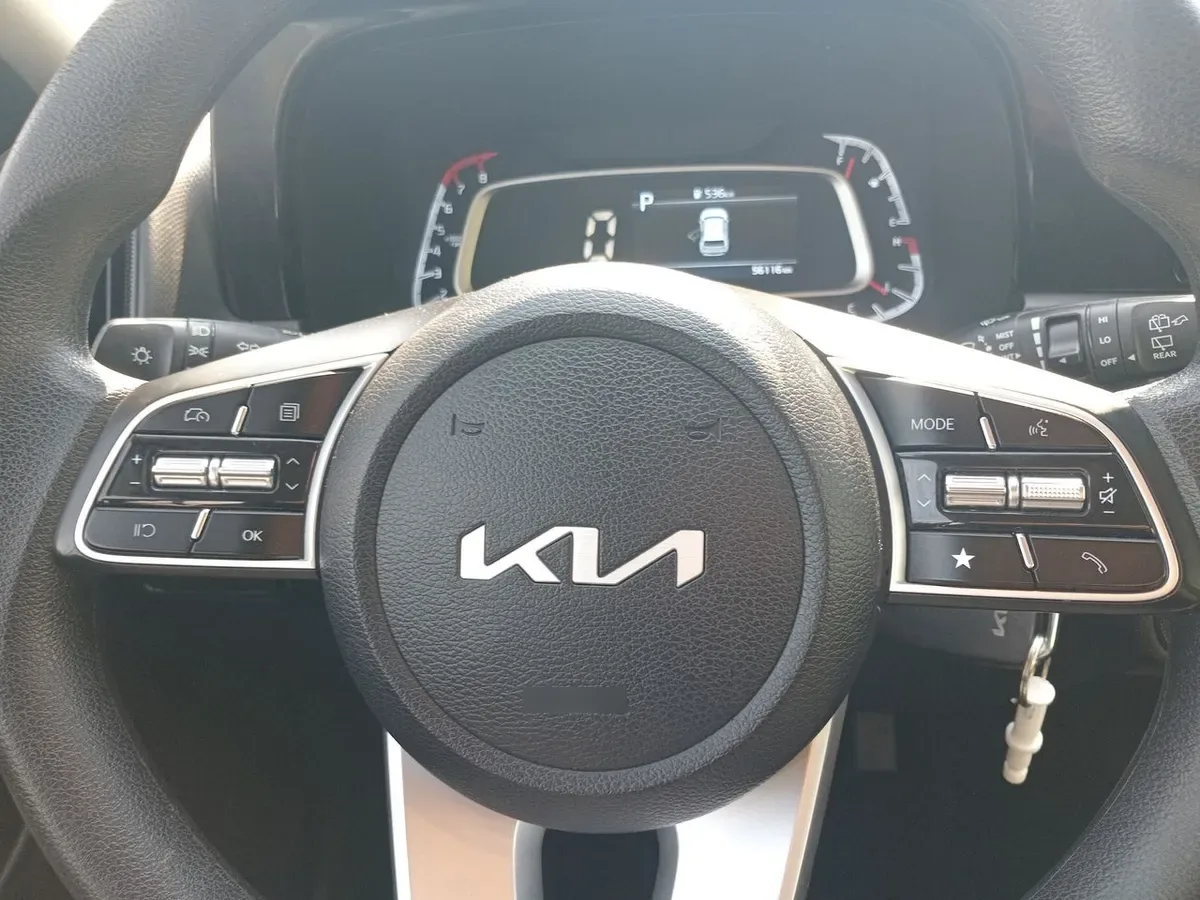 Kia Sonet 1.5 Ex 4x2 Ivt Ri At 5p año 2025