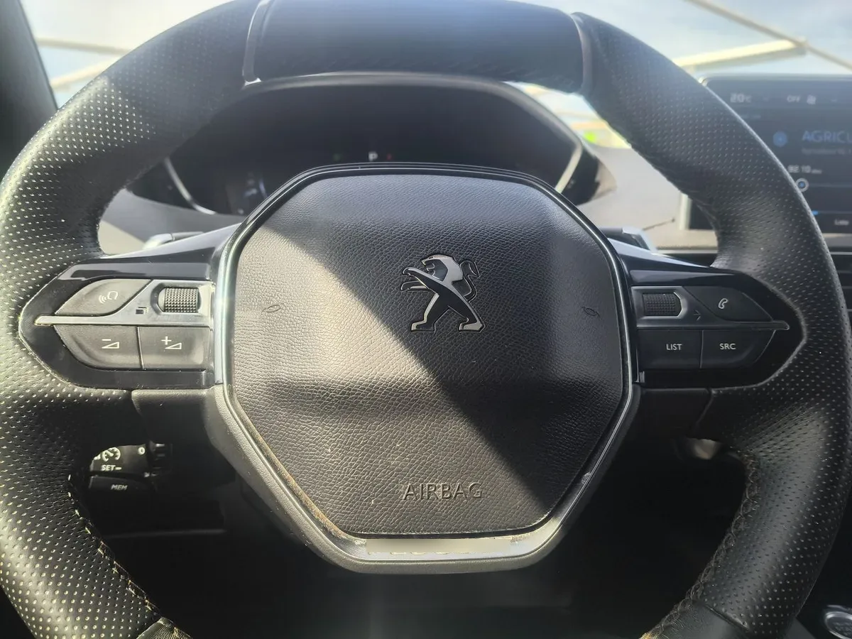 Peugeot 3008 1.5 Gt-Line Bluehdi 4x2 130 Eat8 5p año 2020