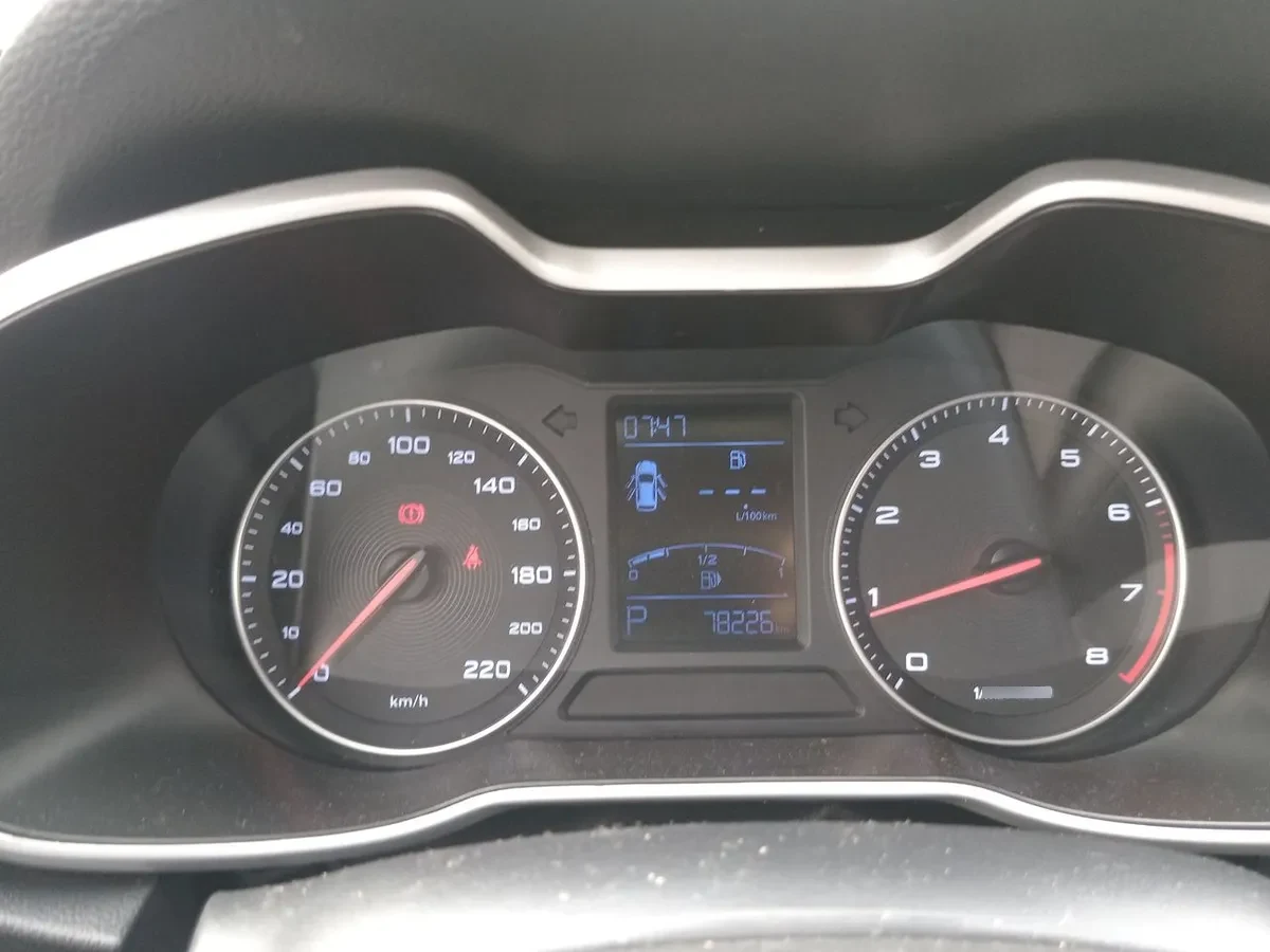 MG Mg Zs 1.5 Std 4x2 At 5p año 2021