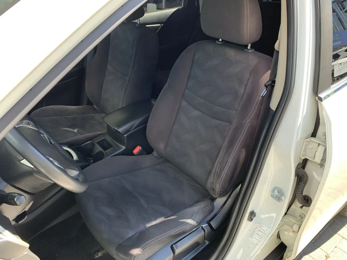 Nissan X-Trail 2.5 Sense 4x2 3f Cvt At 5p año 2017