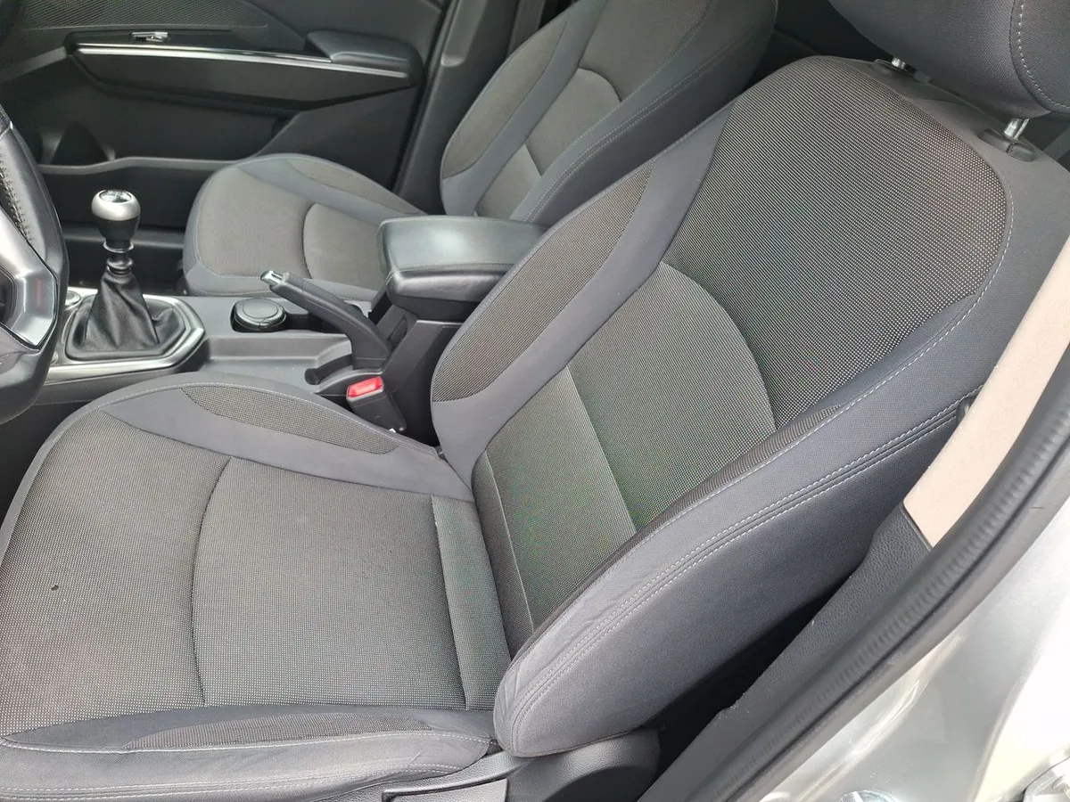 Ssangyong Tivoli 1.6 Tv1010 4x2 Mt 5p año 2020