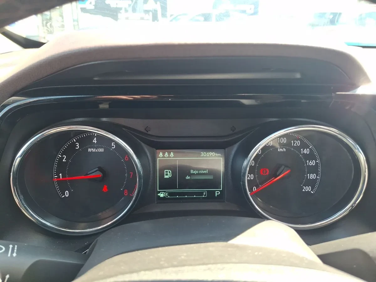 Chevrolet Montana 1.2t Ltz S 4x2 At 4p año 2024