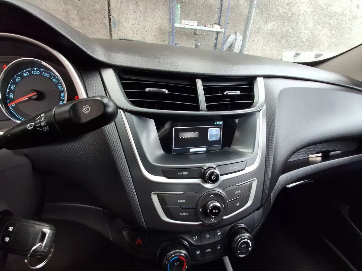 Chevrolet Sail 1.5 Ls 4x2 Mt 4p año 2021