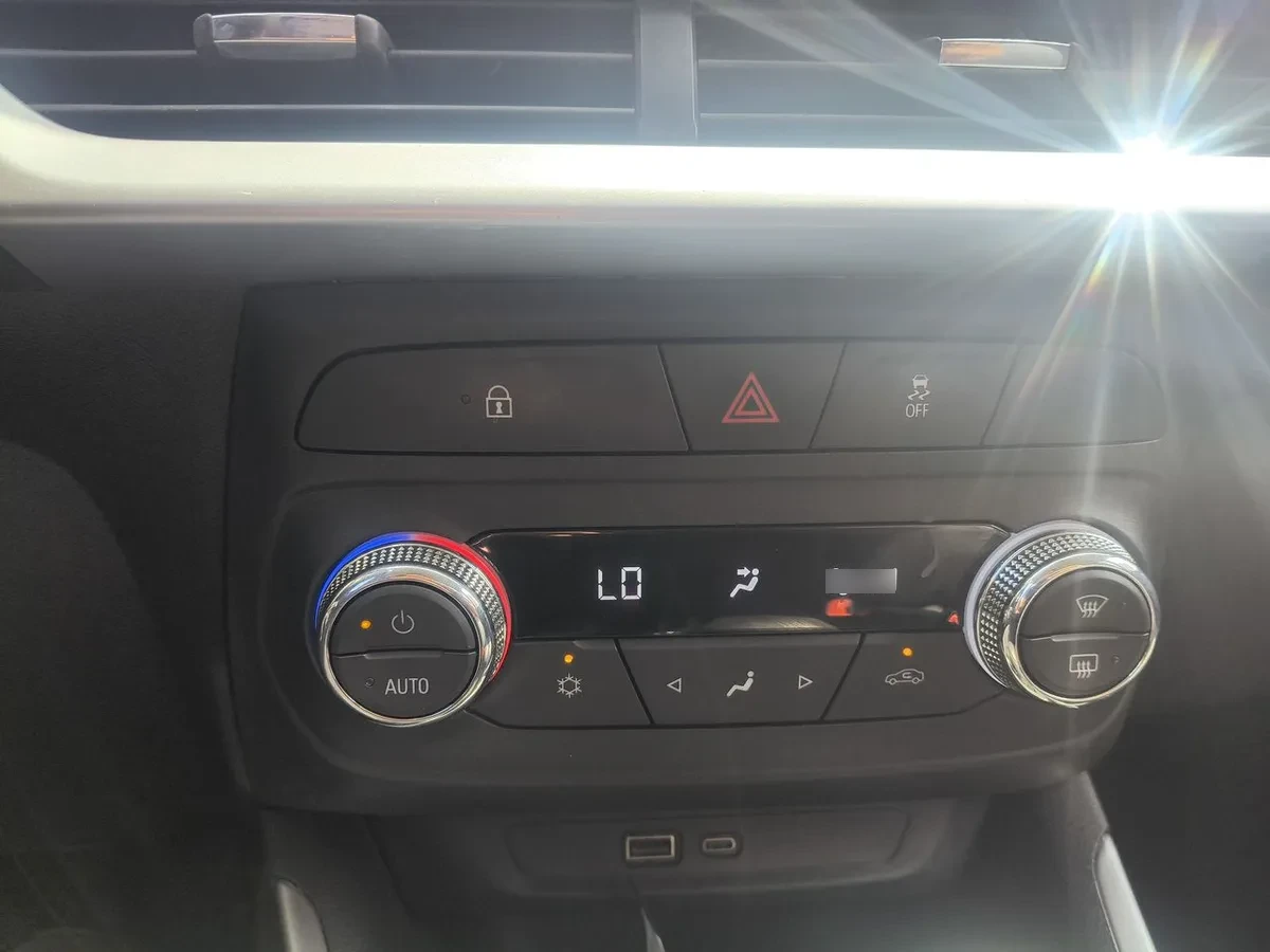 Chevrolet Montana 1.2t Premier 4x2 At 4p año 2023