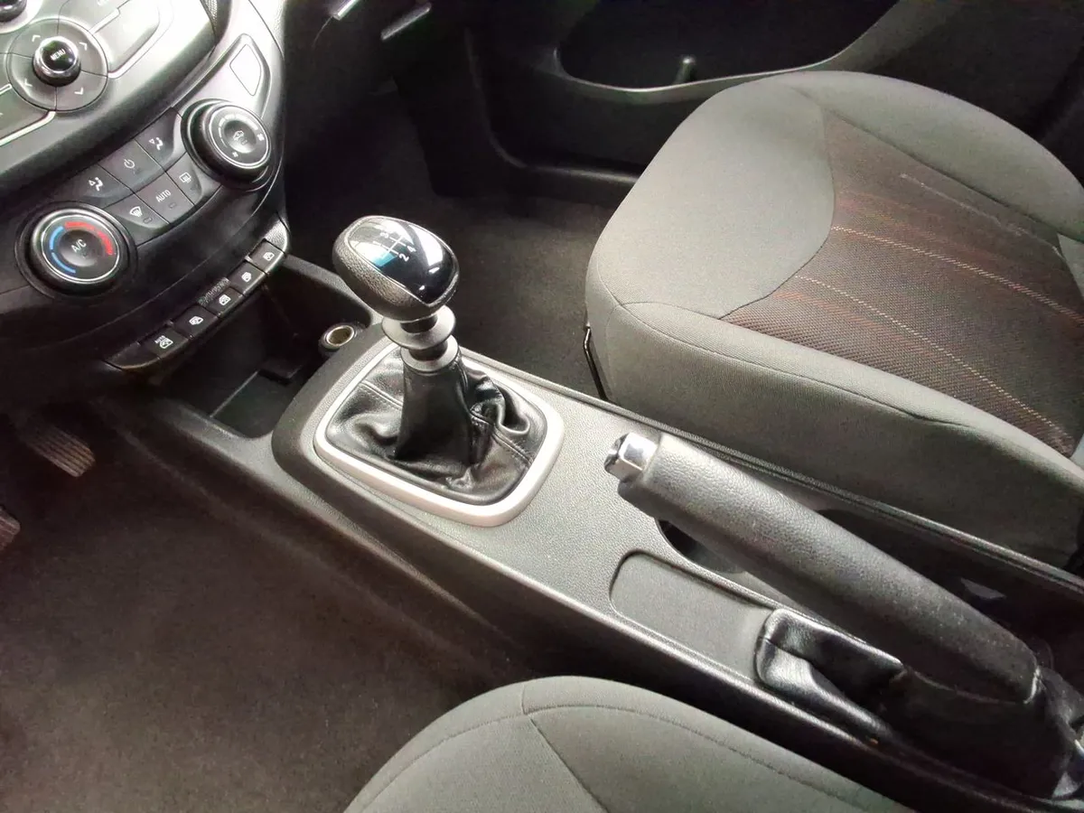 Chevrolet Sail 1.5 Ls 4x2 Mt 4p año 2021