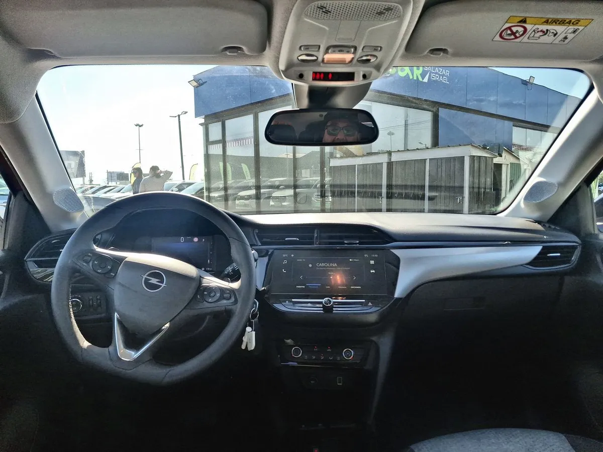 Opel Corsa 1.2t Edition 100hp 4x2 At8 5p año 2024