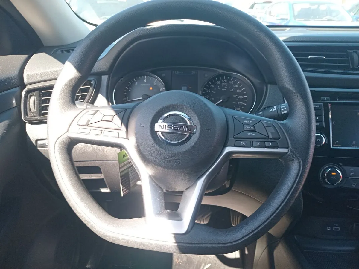 Nissan X-Trail 2.5 Sense Mc 4x2 Cvt At 5p año 2023