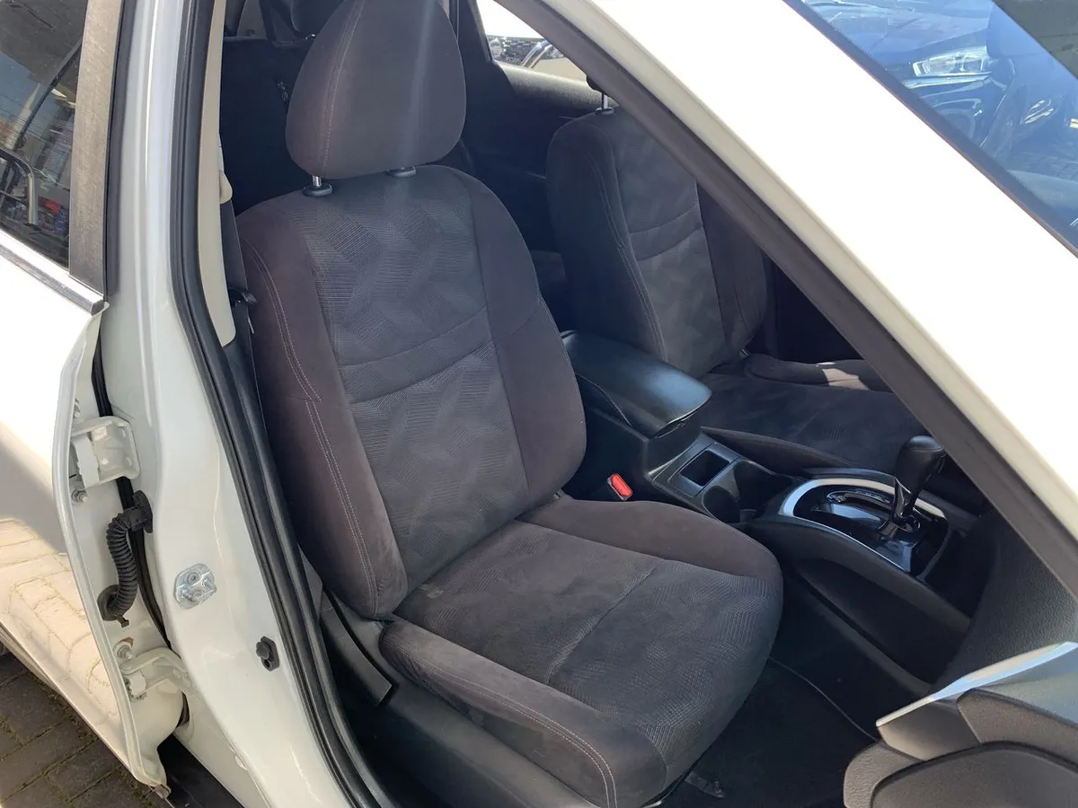 Nissan X-Trail 2.5 Sense 4x2 3f Cvt At 5p año 2017