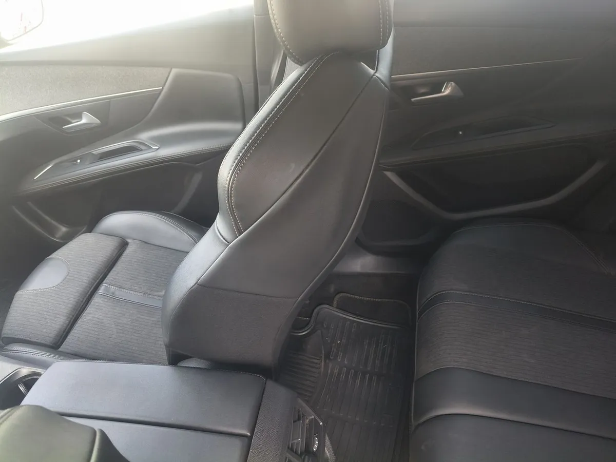 Peugeot 3008 1.5 Gt-Line Bluehdi 4x2 130 Eat8 5p año 2020