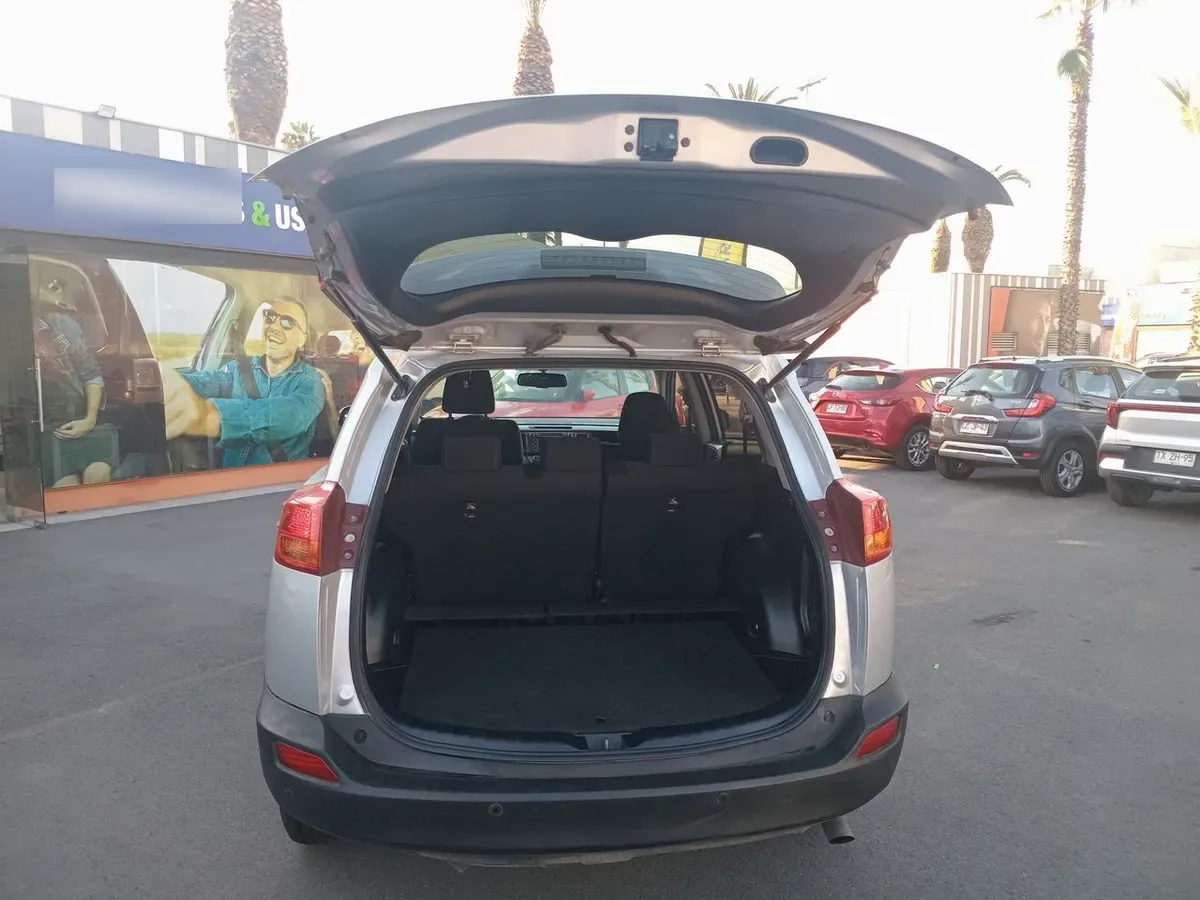 Toyota Rav 4 2.5 Super Lujo 4x2 At 5p año 2016