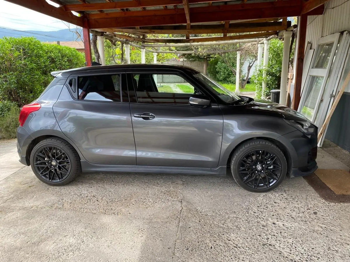 SUZUKI SWIFT 1.4 Dit Sport Mt año 2025