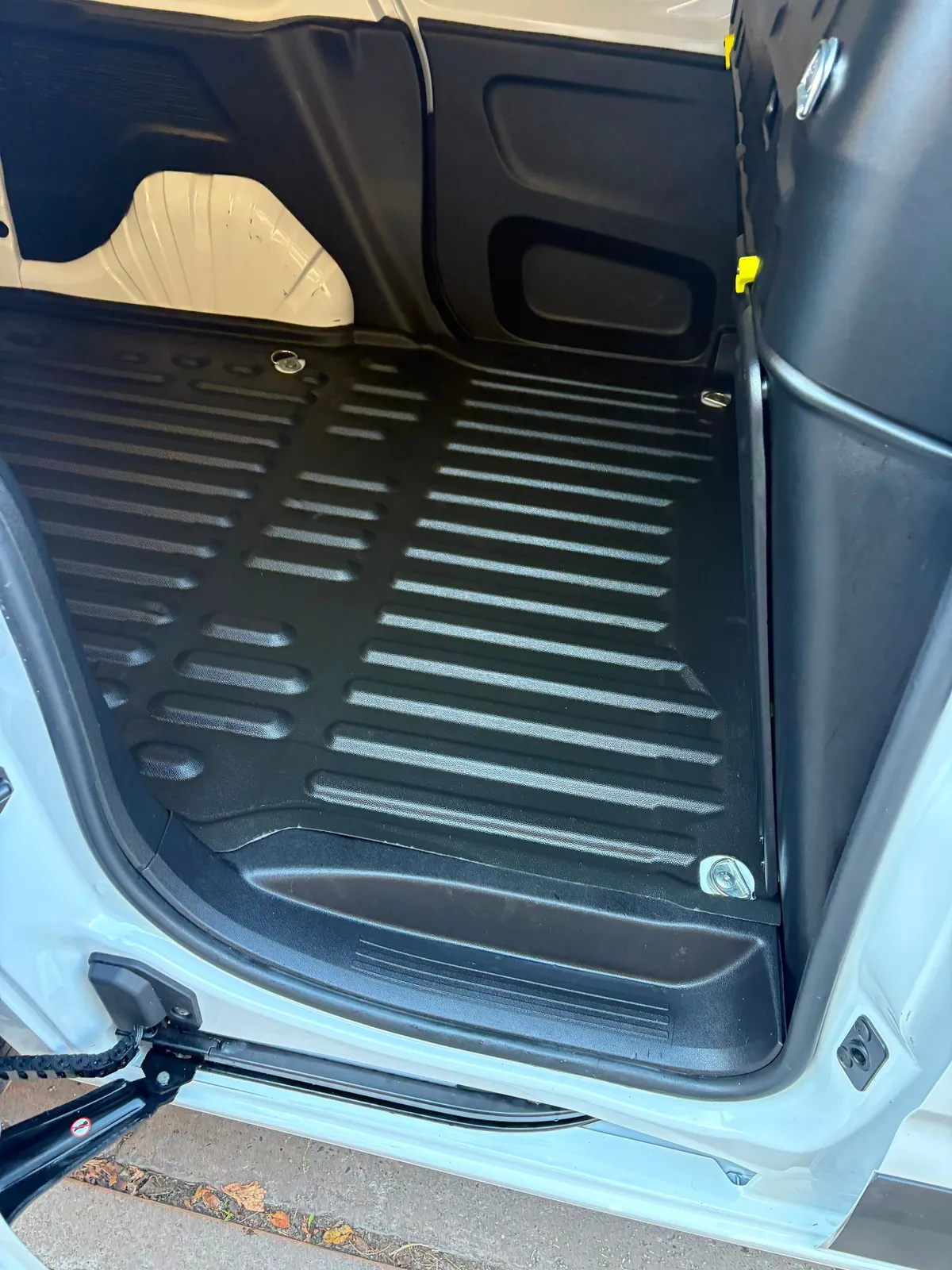 PEUGEOT PARTNER 1.5 L1 Bluehdi 100 Mt Diesel año 2023