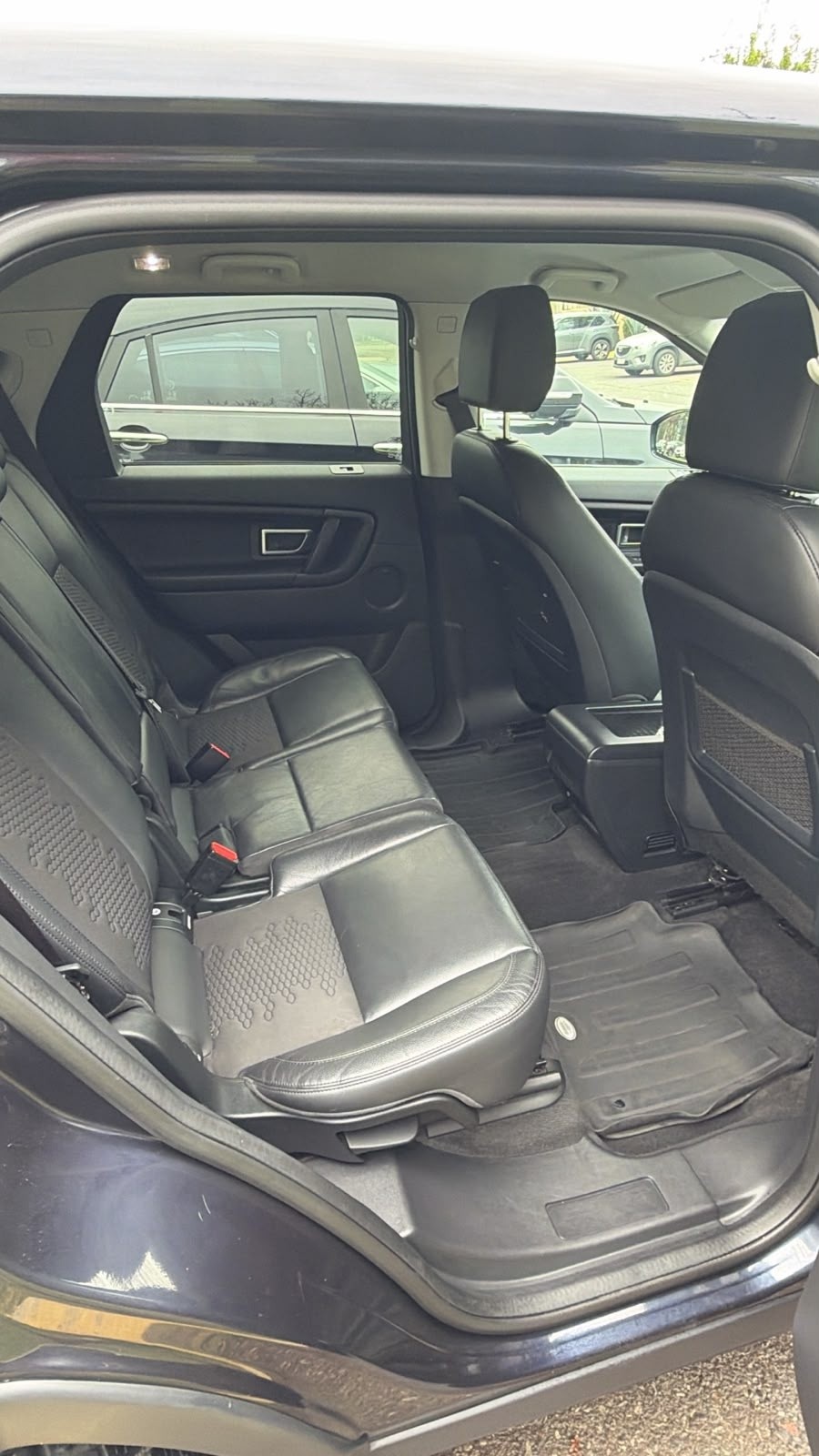 LAND ROVER DISCOVERY 2.0 Se At 4x4 año 2019