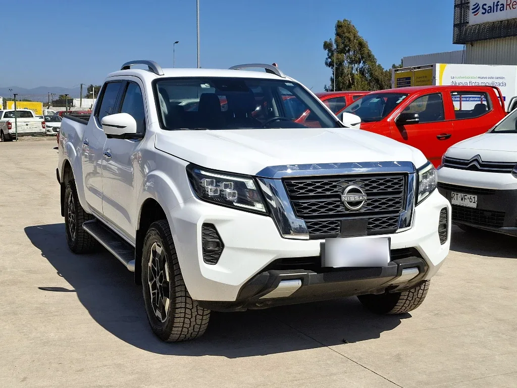 Nissan Navara Navara Dc 4x4 2.3tdi Le año 2023
