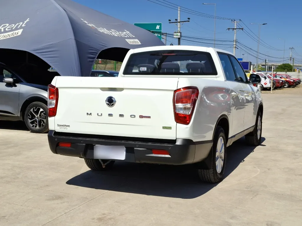 Ssangyong Grand Musso Grand Musso 2.2 4x2 Mt Full-Ql612 año 2023