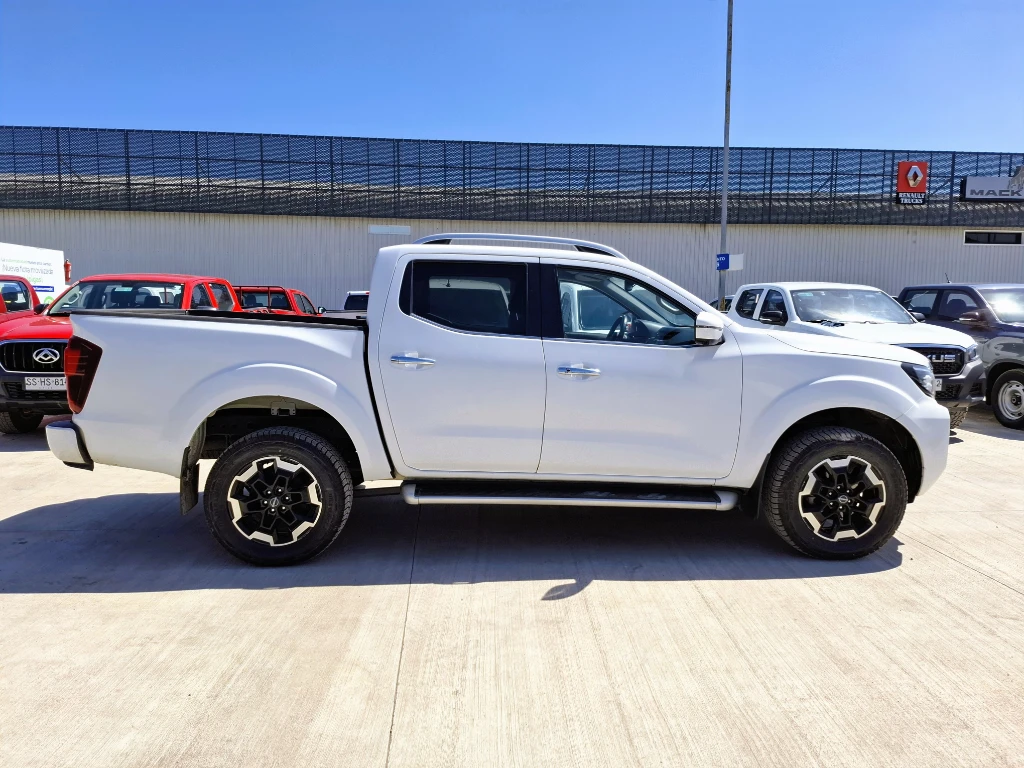 Nissan Navara Navara Dc 4x4 2.3tdi Le año 2023