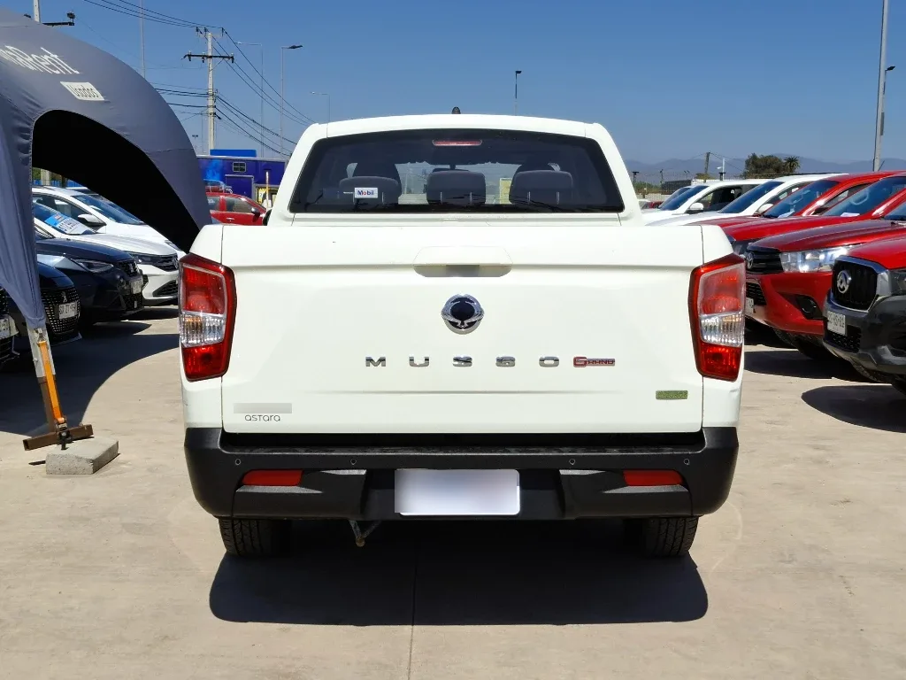 Ssangyong Grand Musso Grand Musso 2.2 4x2 Mt Full-Ql612 año 2023
