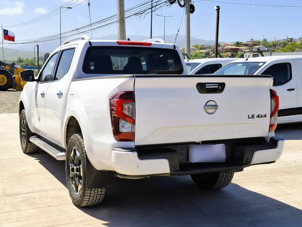 Nissan Navara Navara Dc 4x4 2.3tdi Le año 2023