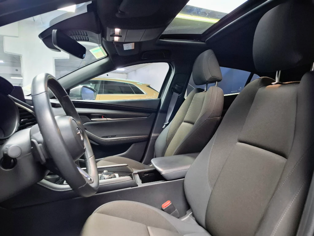 Mazda 3 Sport 3 Sp V 2.0 7g 6at año 2024