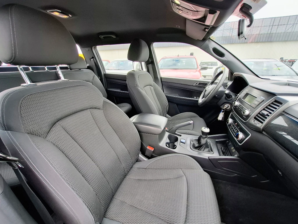 Ssangyong Grand Musso Grand Musso 2.2 4x2 Mt Full-Ql612 año 2023