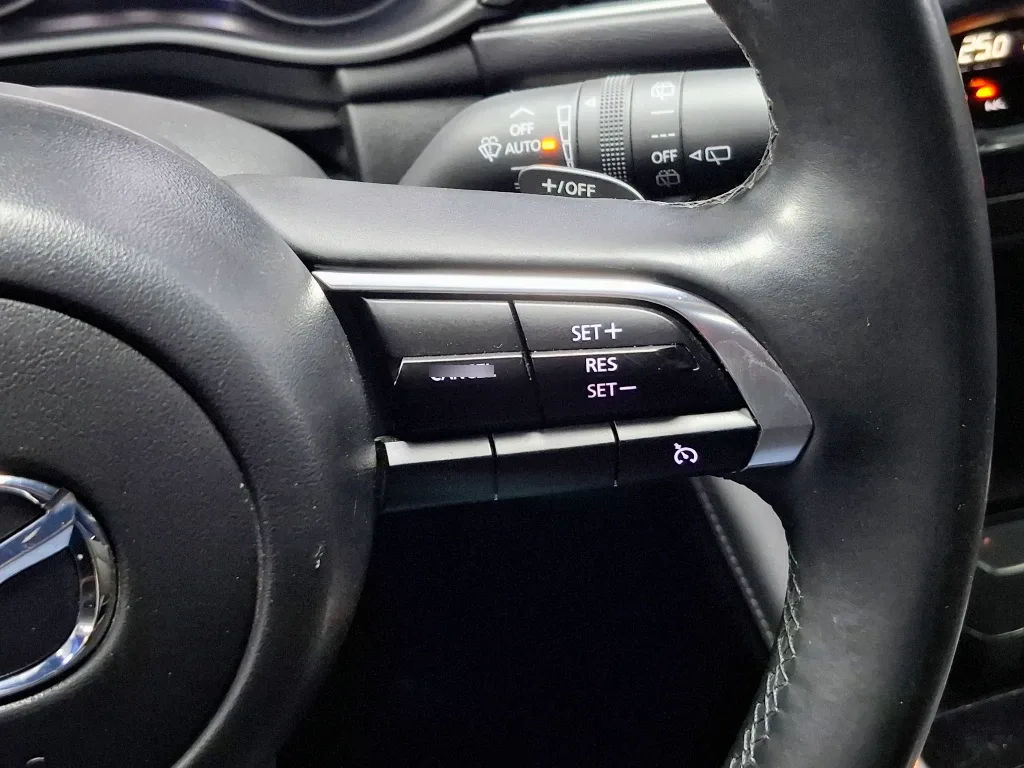 Mazda 3 Sport 3 Sp V 2.0 7g 6at año 2024