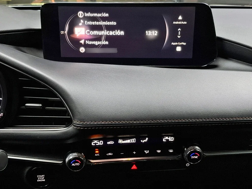 Mazda 3 Sport 3 Sp V 2.0 7g 6at año 2024