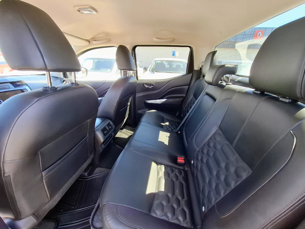 Nissan Navara Navara Dc 4x4 2.3tdi Le año 2023