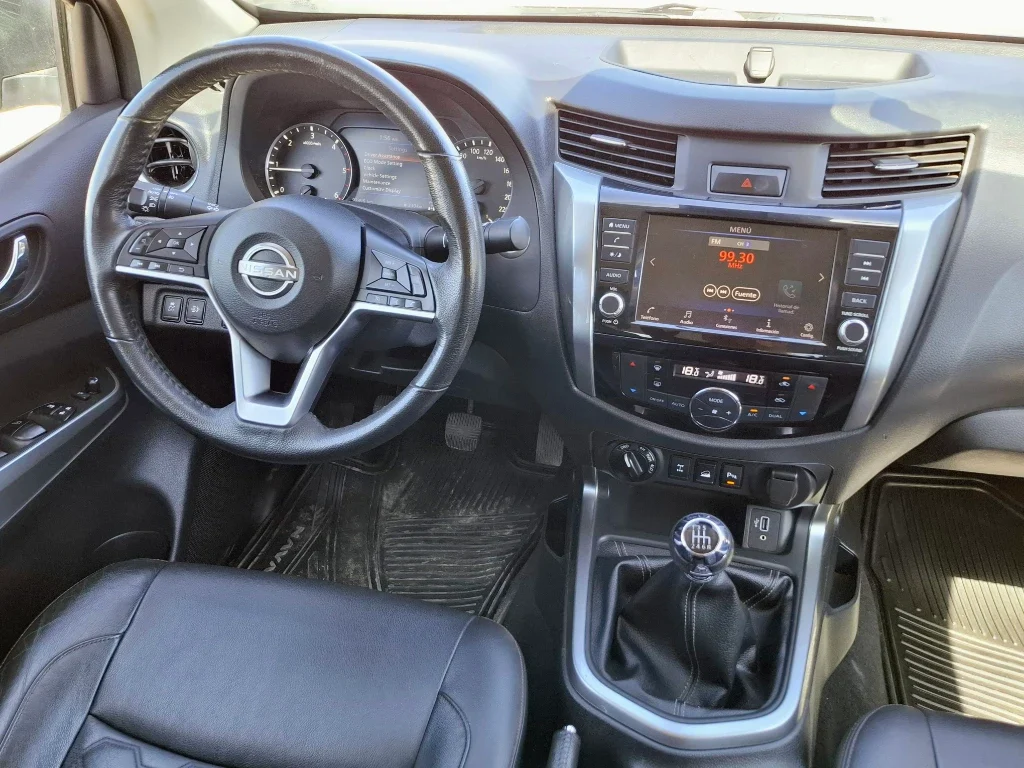 Nissan Navara Navara Dc 4x4 2.3tdi Le año 2023