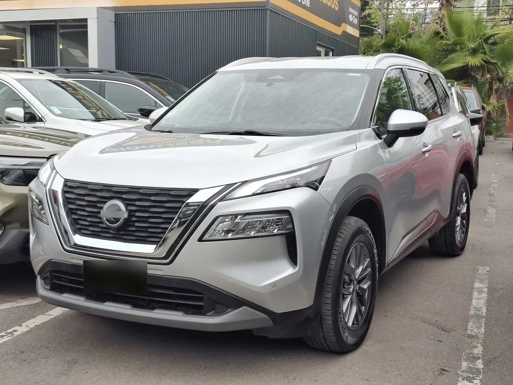 Nissan X-Trail 4x2 7p Cvt 2.5 año 2024