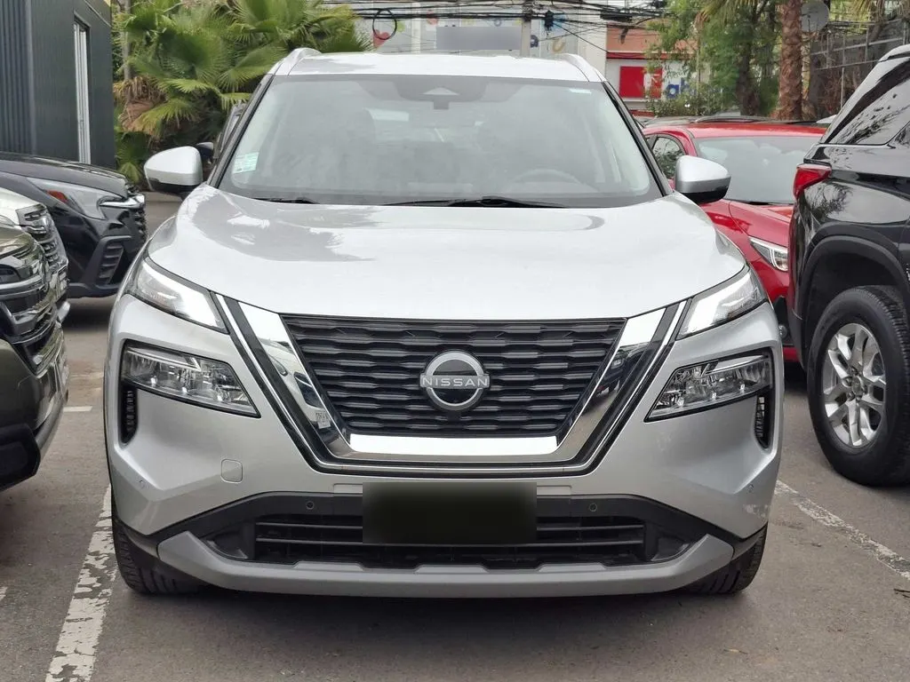 Nissan X-Trail 4x2 7p Cvt 2.5 año 2024