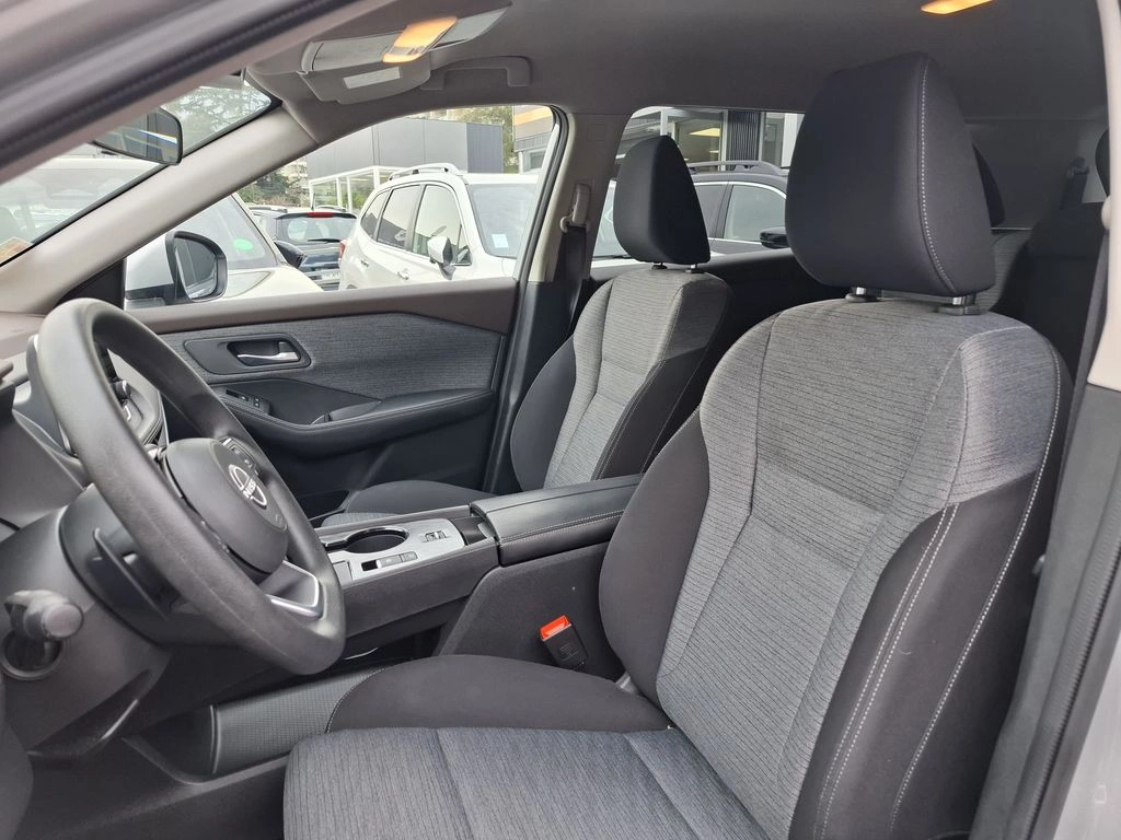 Nissan X-Trail 4x2 7p Cvt 2.5 año 2024