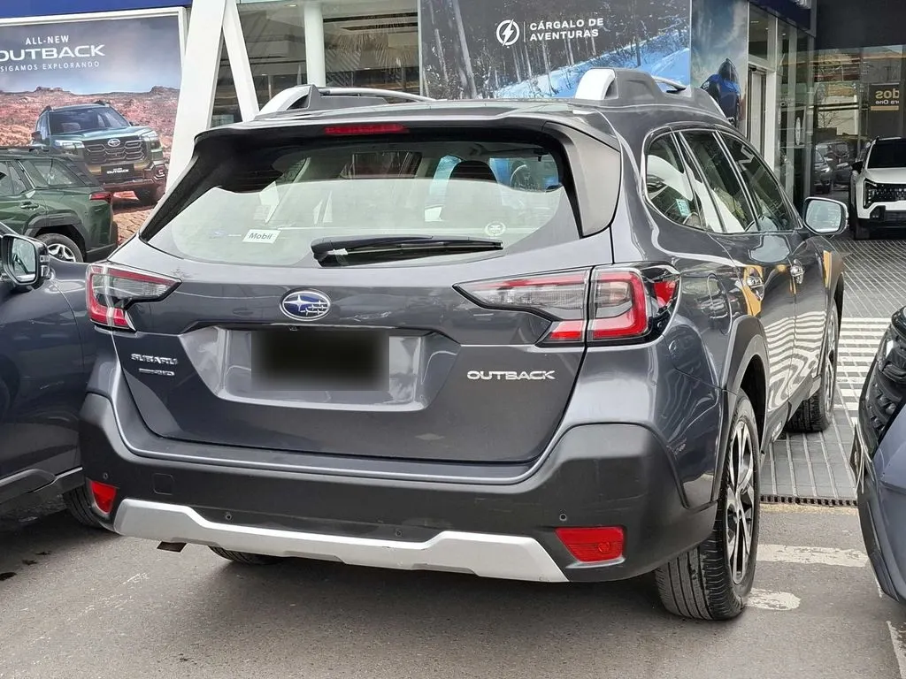 Subaru Outback At Awd año 2023