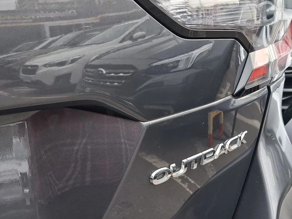 Subaru Outback At Awd año 2023
