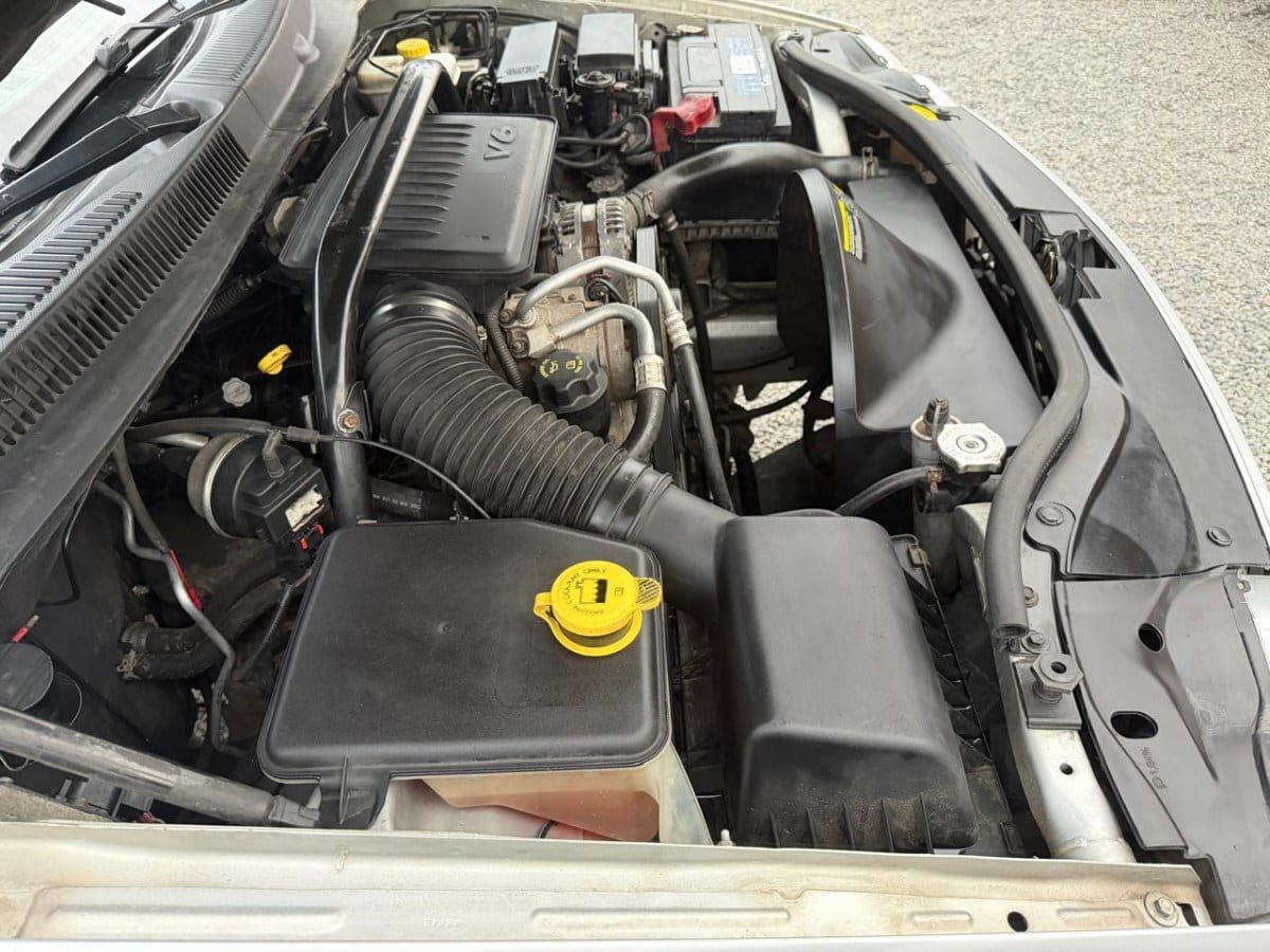 Jeep Grand Cherokee Laredo 3.7 4x4 año 2006
