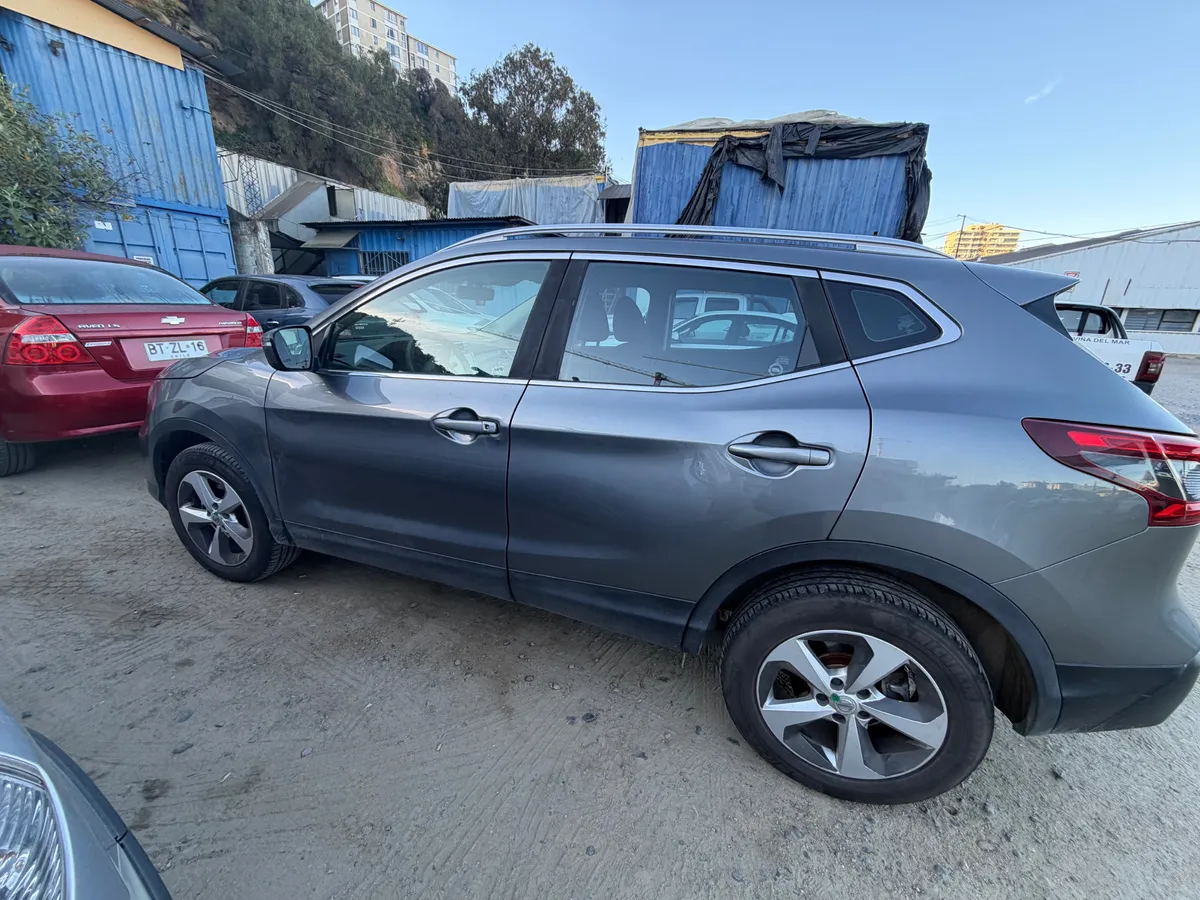 NISSAN QASHQAI 2.0 Exclusve Cvt At año 2019