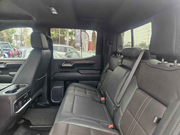 Chevrolet Silverado 3.0td Hc At 4wd año 2023