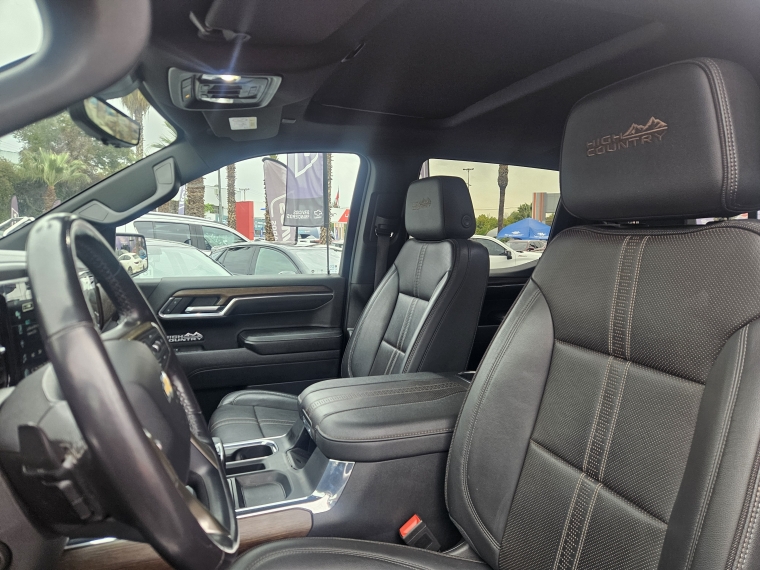 Chevrolet Silverado 3.0td Hc At 4wd año 2023