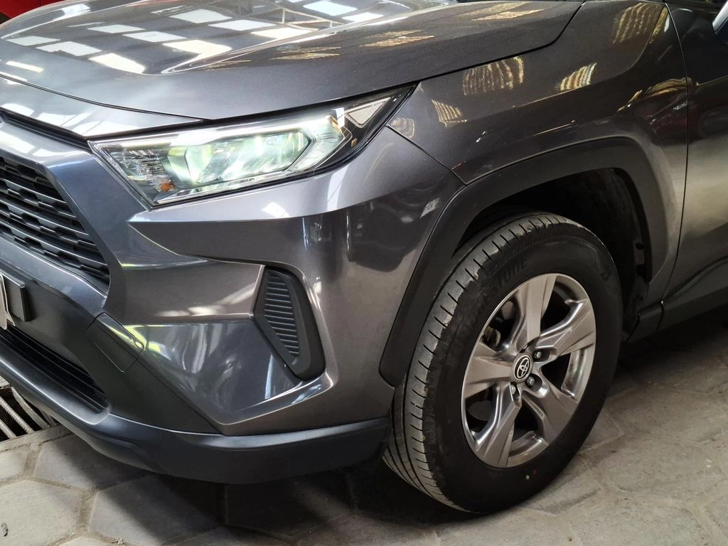 Toyota Rav4 2.0 Le Mt año 2024