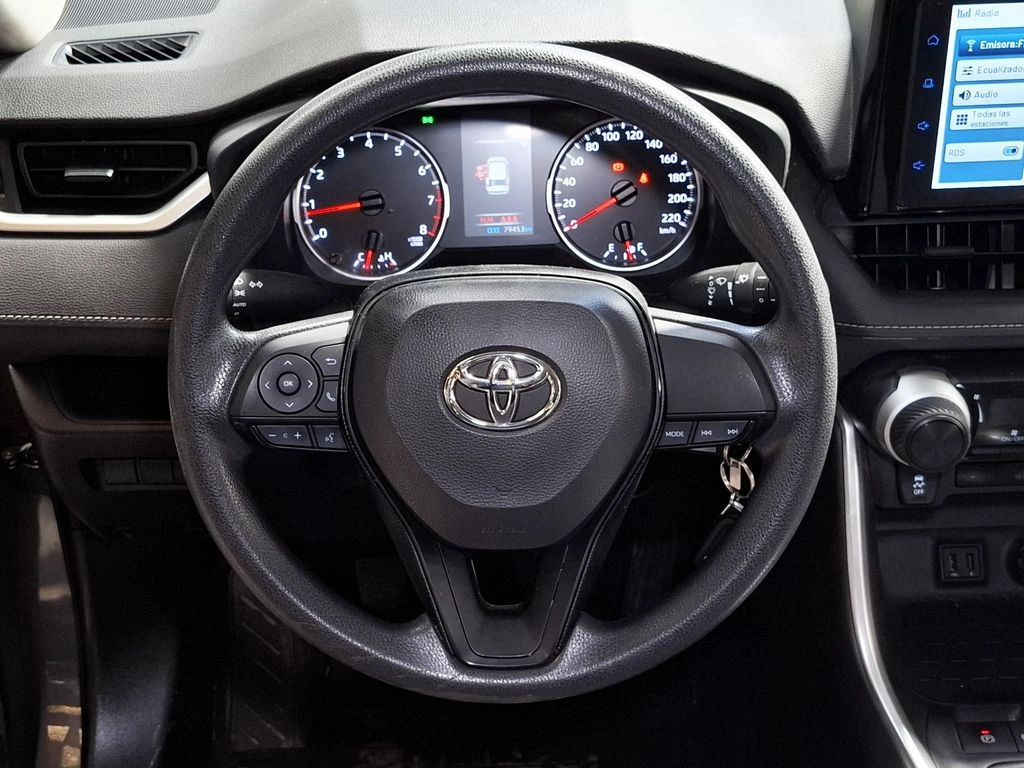 Toyota Rav4 2.0 Le Mt año 2024