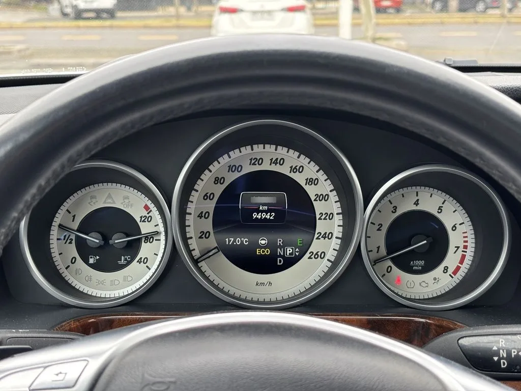 Mercedes-Benz E 500 V8 año 2014