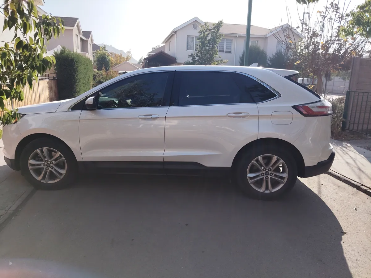 FORD EDGE 2.0 Sel Ecoboost At 4x4 año 2020