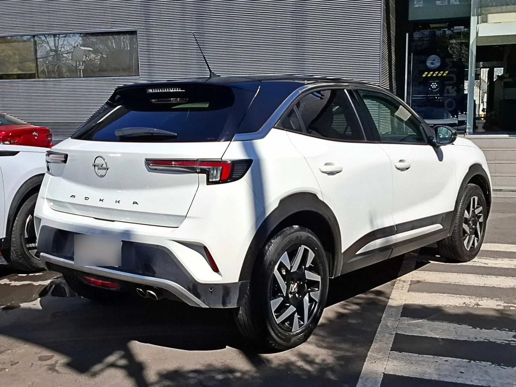 Opel Mokka At año 2023