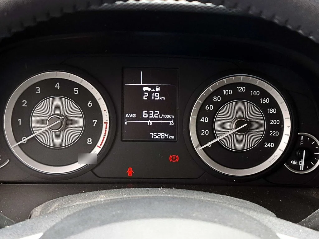 Hyundai Creta 1.5 Plus 4x2 Cvt At 5p año 2024