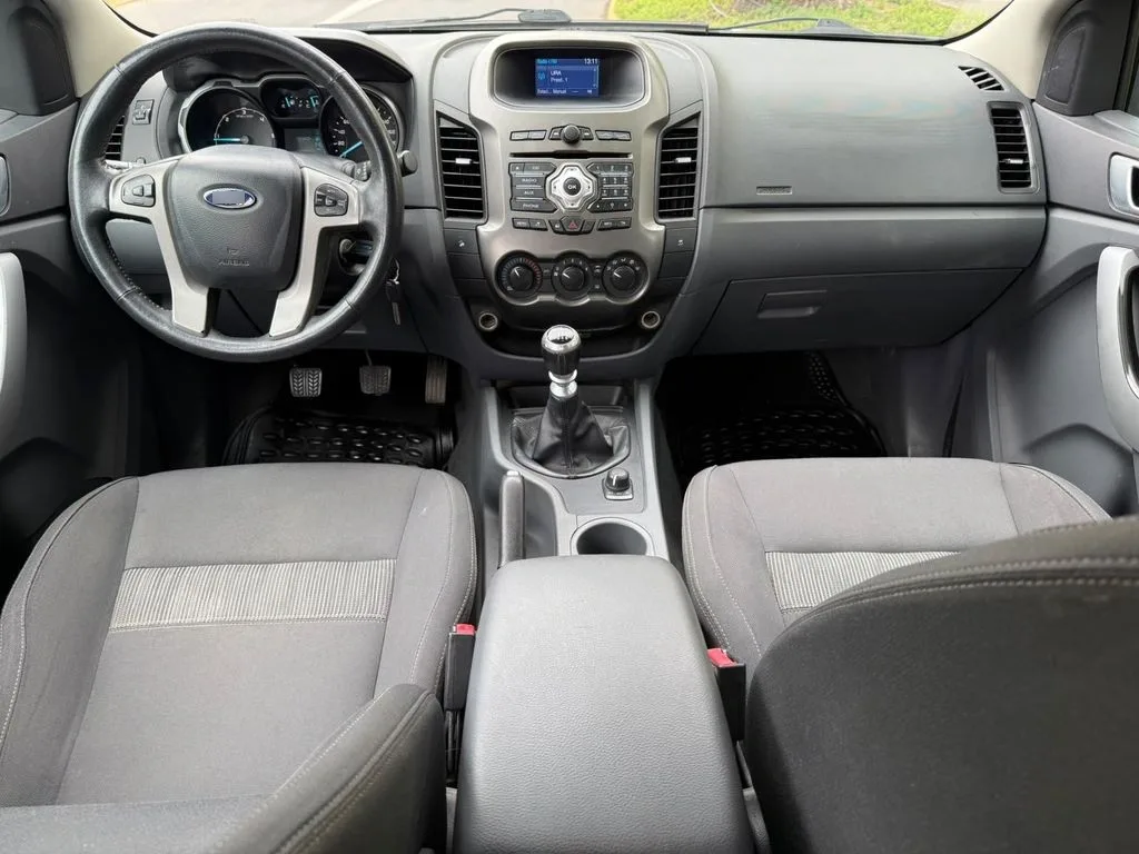 Ford Ranger Xlt 3.2 Dcab 4x4 Mec año 2015
